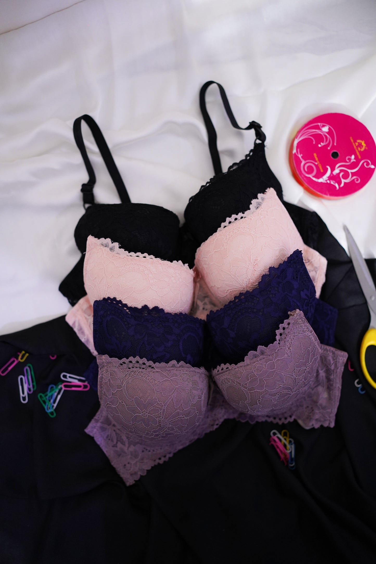 All lace romantic bra