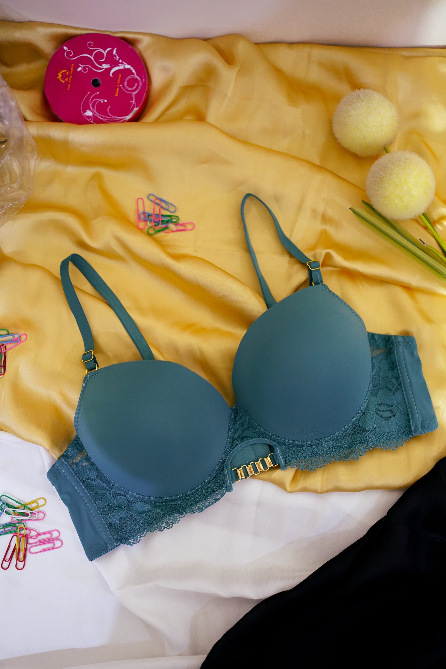 Side lace pushup bra with front chain