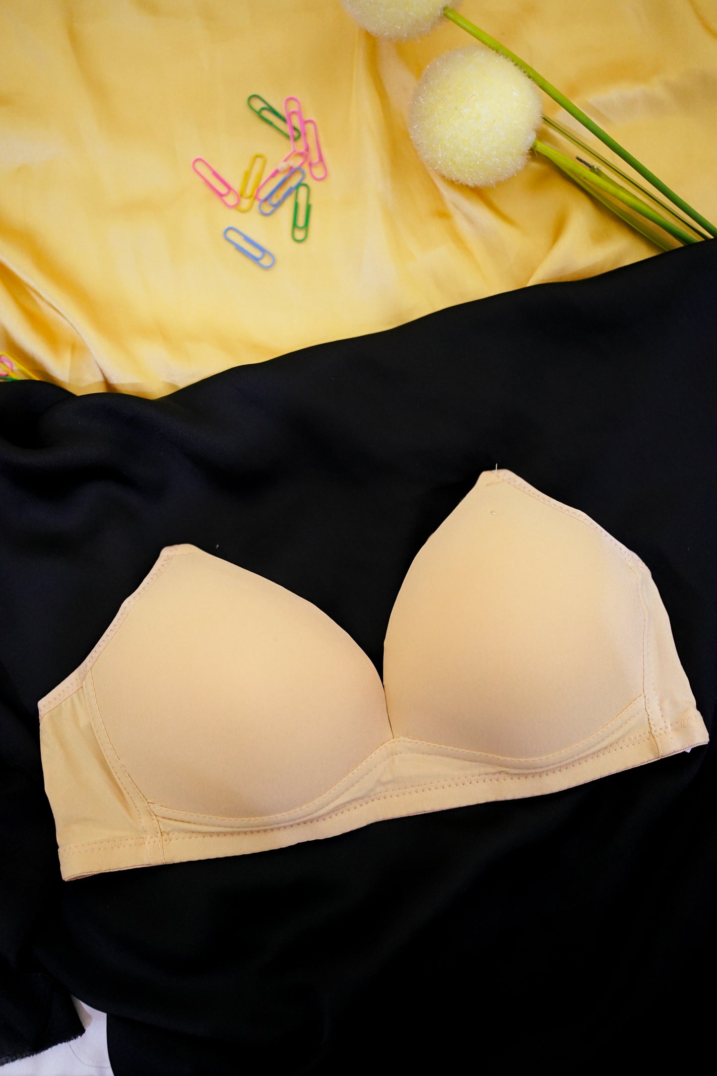 Thin pad V shape stylish bra