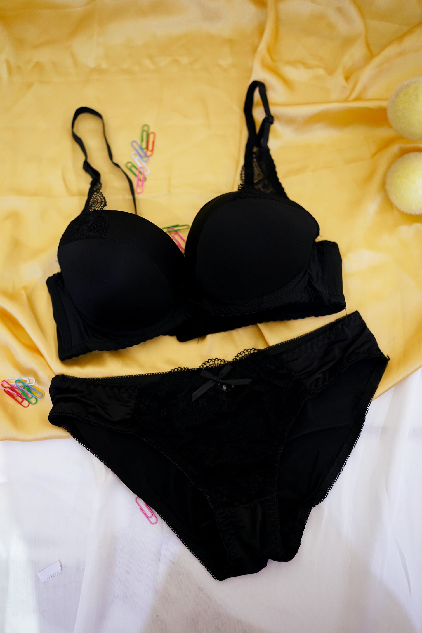 Full cup lace-pushup bridal set