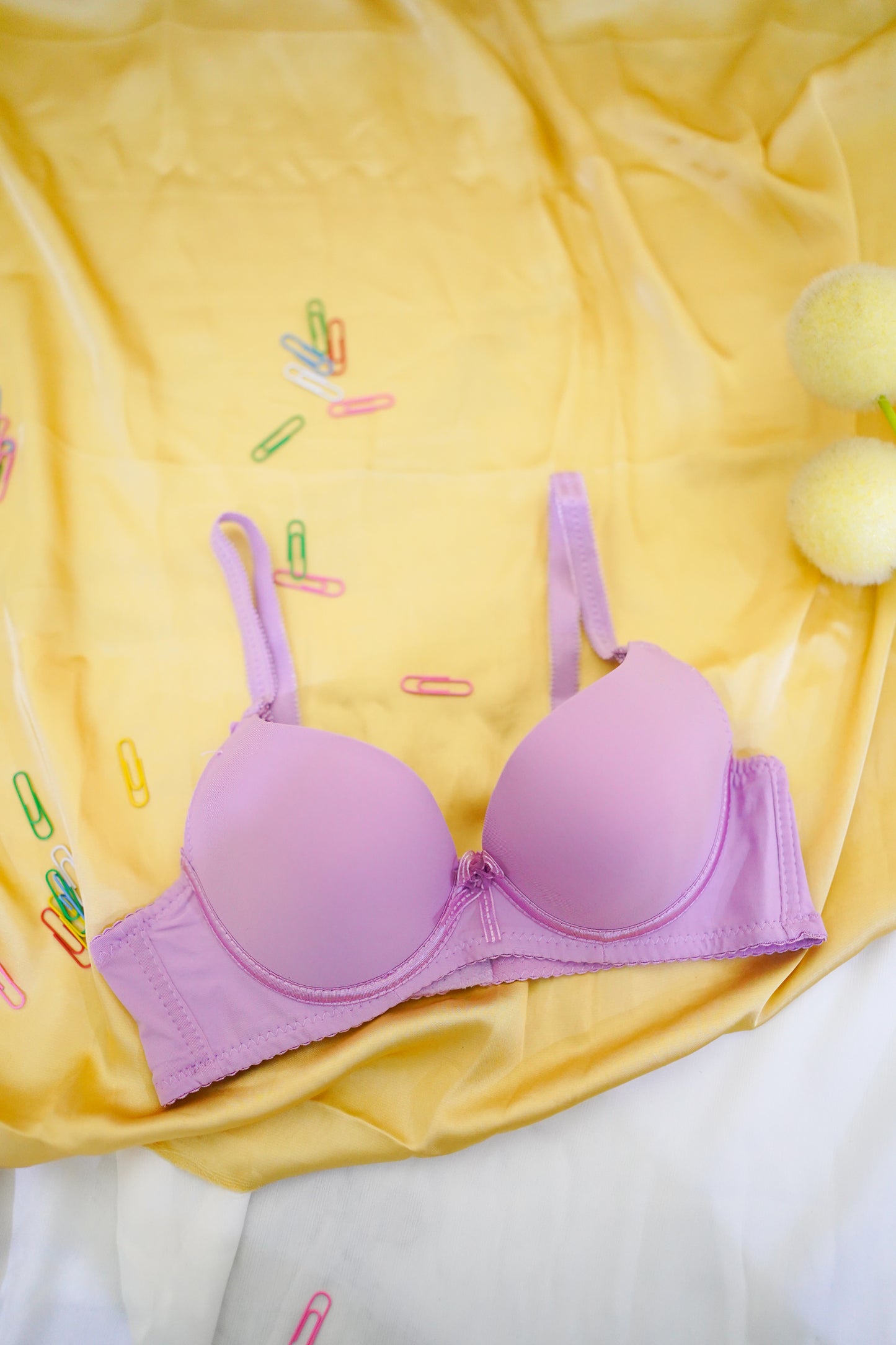 Half cup underwired paded bra