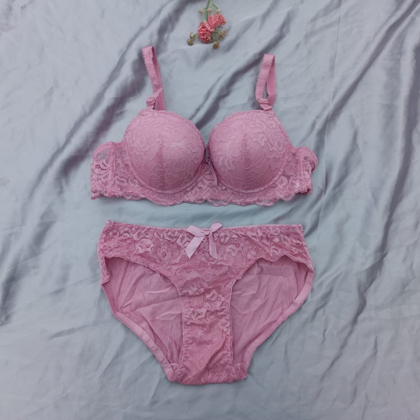 Lace Design Medium Padded Pushup Wired Bra