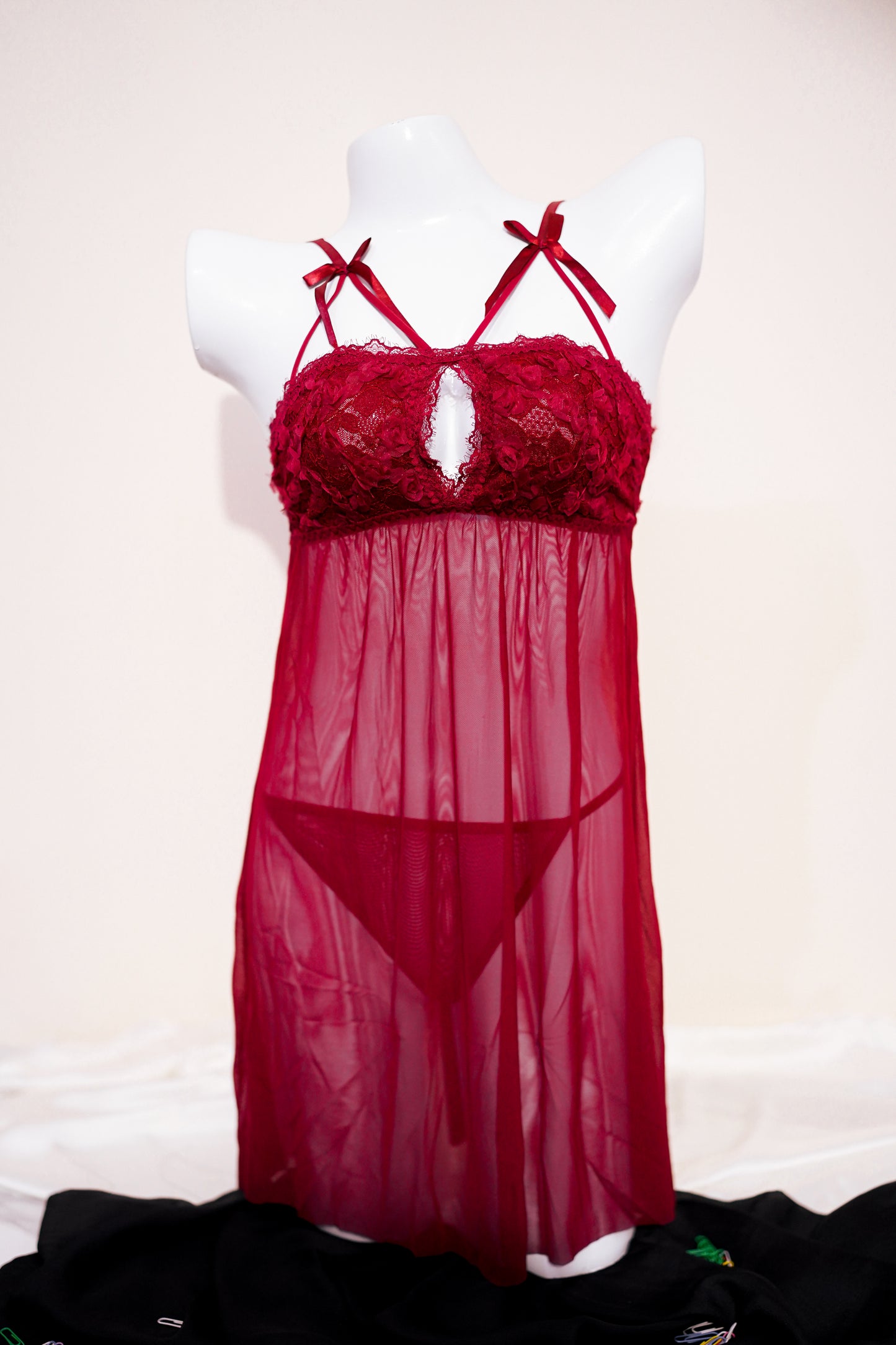 Embroided lace bow style nighty with thong