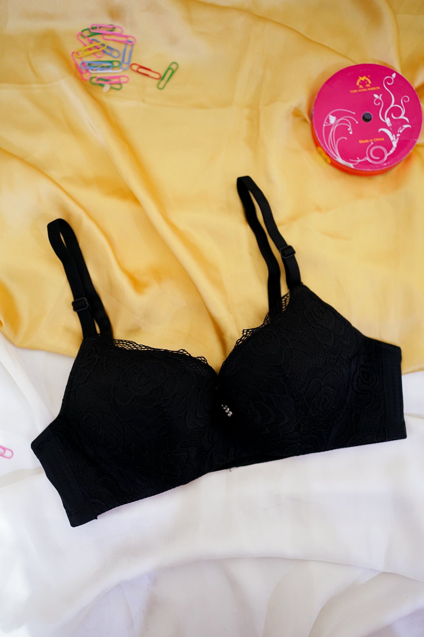 Embroidered Body Shaping soft thin pad bra