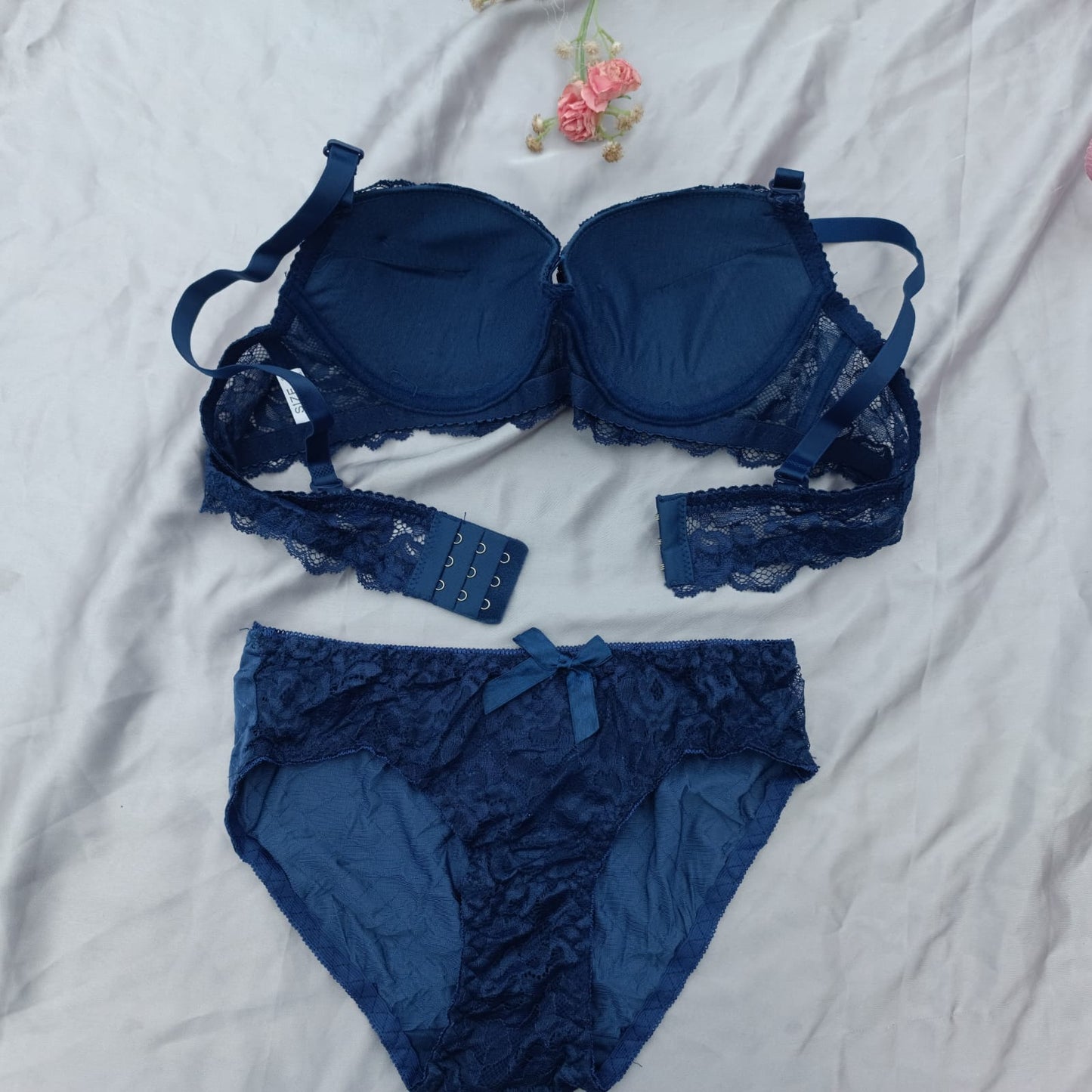 Lace design medium paded (Small bras)