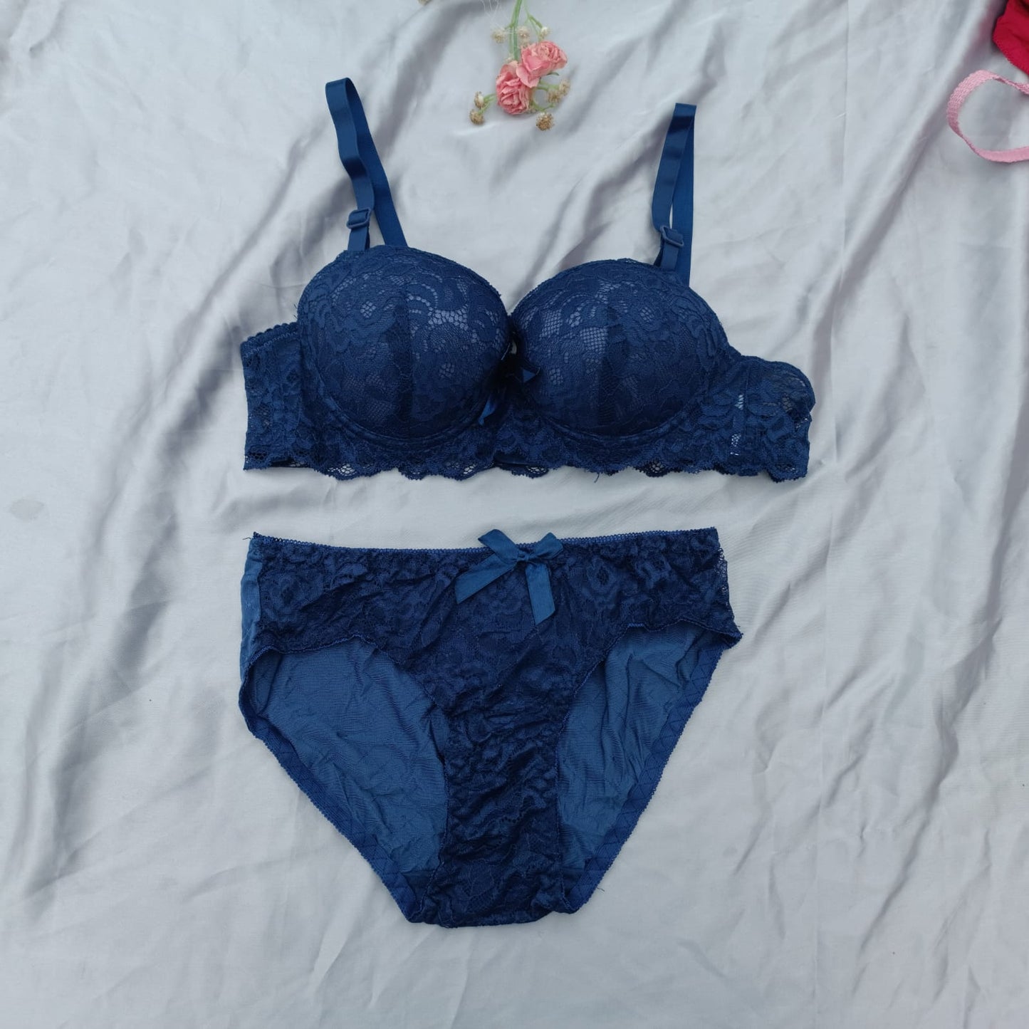 LACE DESIGN Double PADDED PUSHUP WIRED 