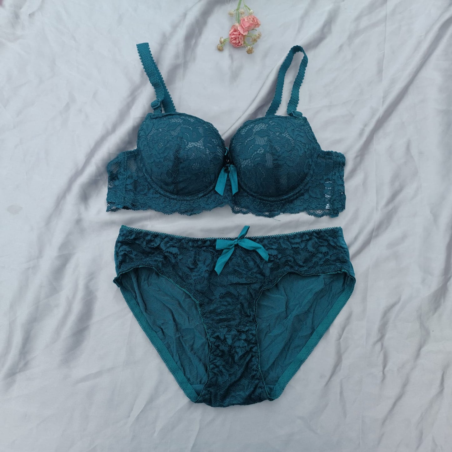 LACE DESIGN Double PADDED PUSHUP WIRED 